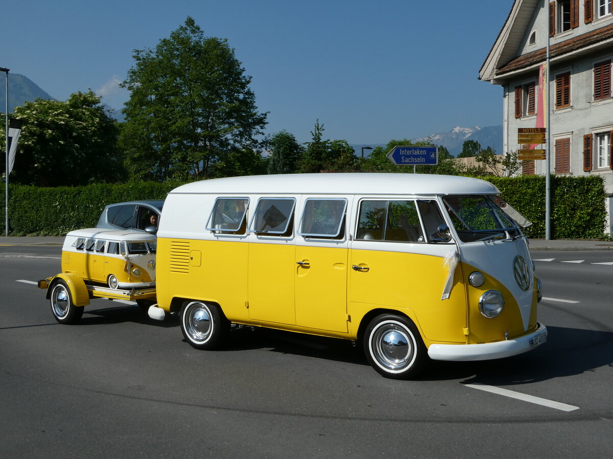 (250'560) - VW-Bus - SZ 43'333 - am 27. Mai 2023 in Sarnen, OiO