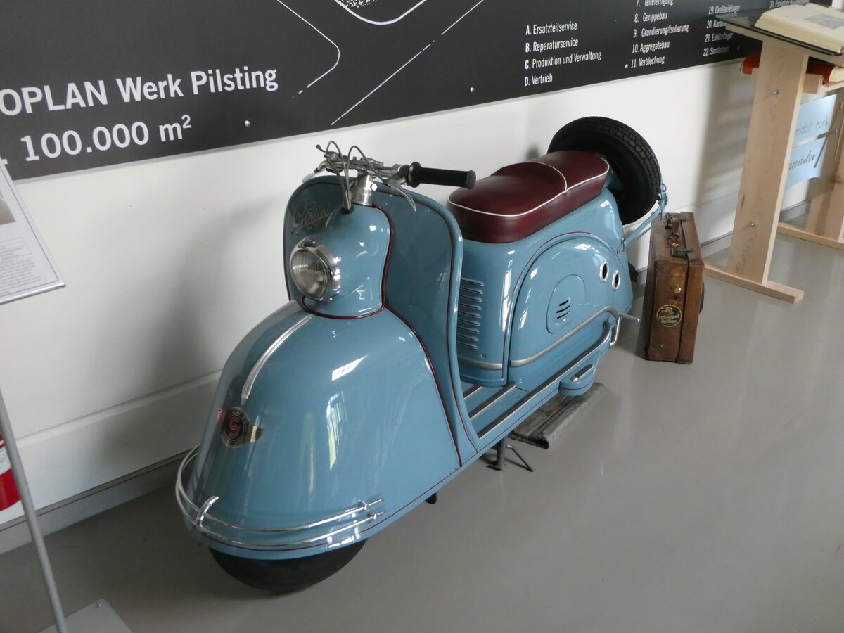 (250'972) - Goggoroller am 4. Juni 2023 in Pilsting, Auw�rter Automobil-Park