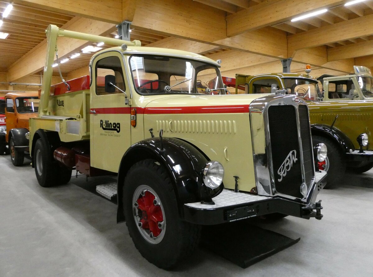 (251'256) - R�llin, Hirzel - FBW am 10. Juni 2023 in N�fels, FBW-Museum