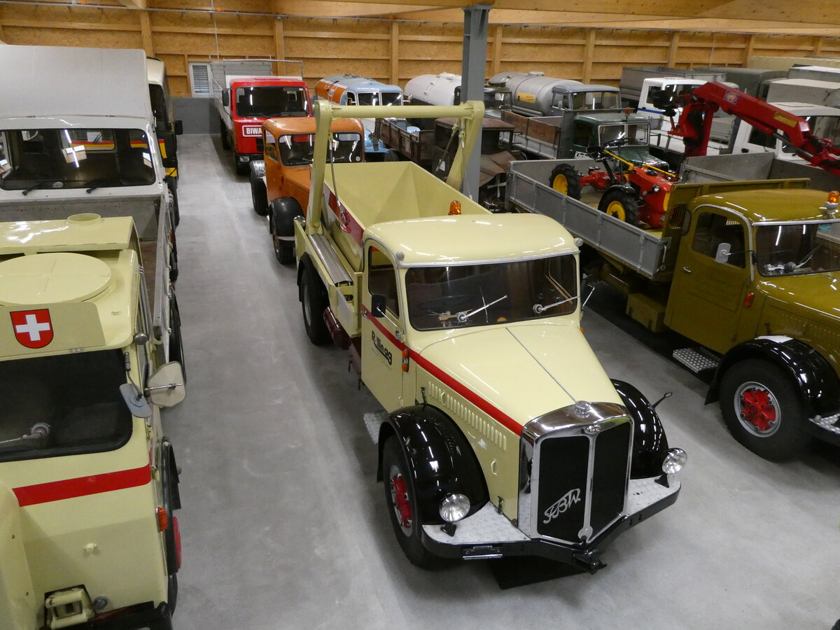 (251'311) - R�llin, Hirzel - FBW am 10. Juni 2023 in N�fels, FBW-Museum