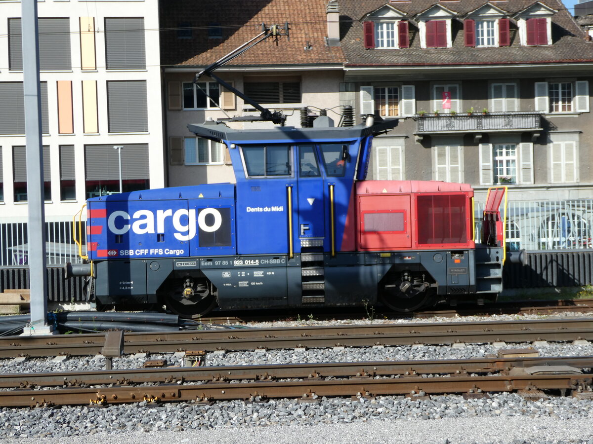 (252'388) - SBB-Rangierlokomotive - Nr. 923'014-5 - am 7. Juli 2023 im Bahnhof Thun