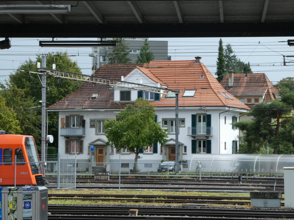 (253'291) - Zur H�lfte renoviertes Haus am 1. August 2023 beim Bahnhof Solothurn