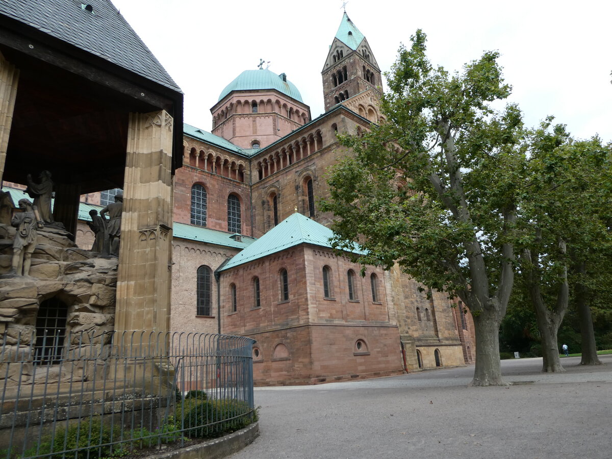 (254'308) - Der Dom am 29. August 2023 in Speyer