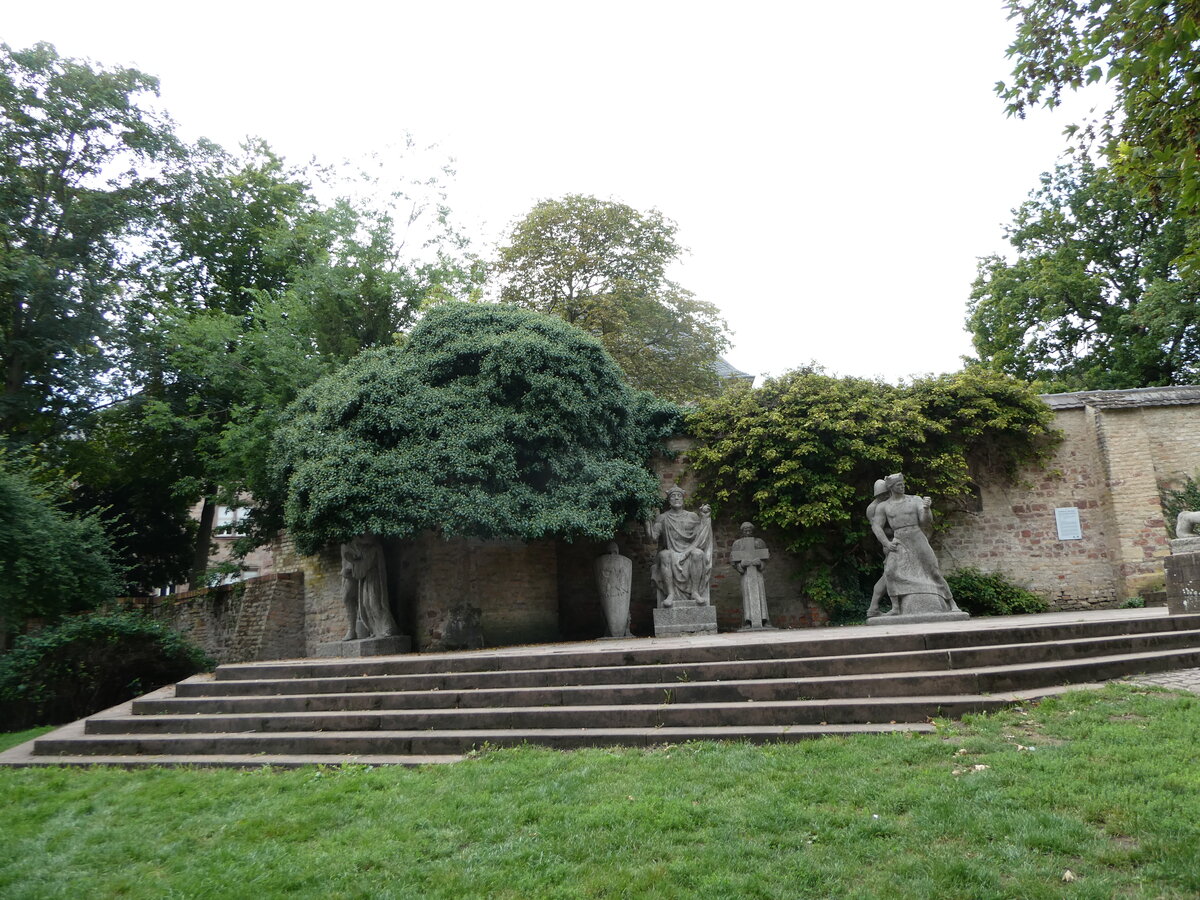 (254'310) - Salische K�nige beim Dom am 29. August 2023 in Speyer