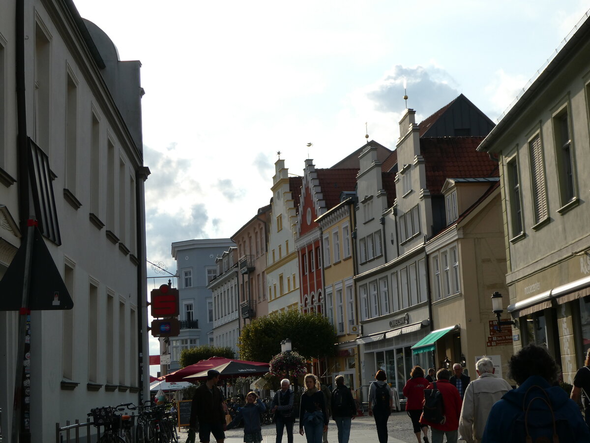 (254'593) - Gesch�ftsh�user am 1. September 2023 in Greifswald