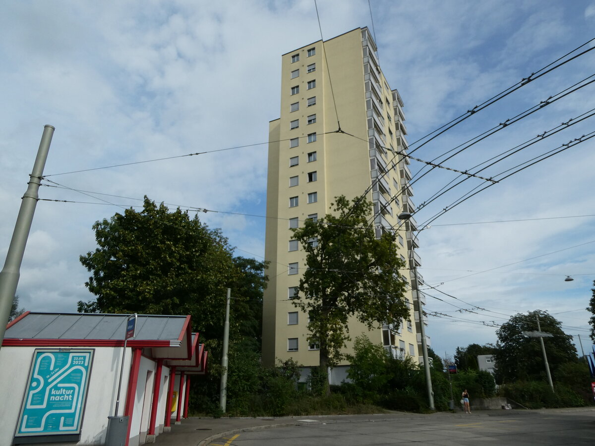 (255'162) - Hochhaus am 13. September 2023 in Winterthur, W�lflingen