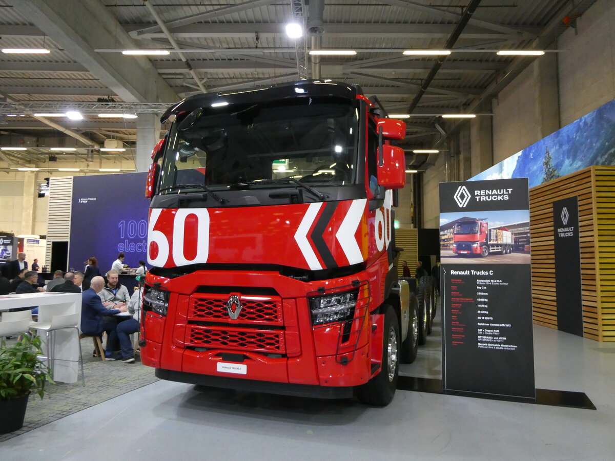 (256'921) - Renault (60 Jahre Renault in der Schweiz) am 11. November 2023 in Bern, transport.ch