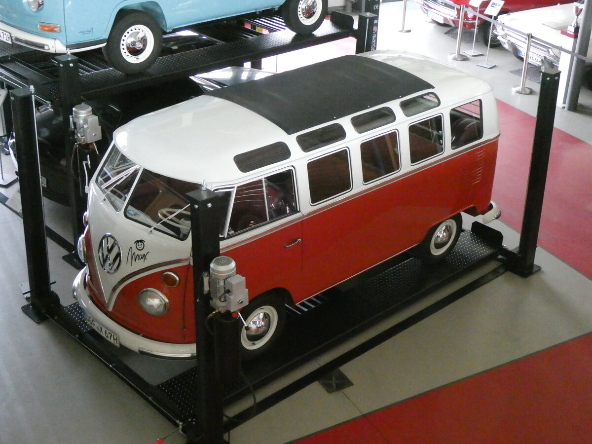 (261'401) - VW-Bus - DGF-X 67H - am 14. April 2024 in Pilsting, Auw�rter Automobil-Park