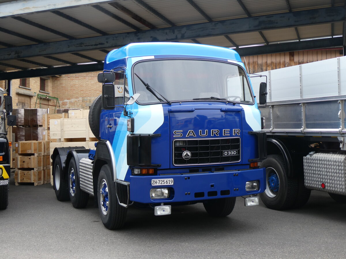 (261'910) - Saurer - ZH 725'619 - am 4. Mai 2024 in Attikon, Wegm�ller