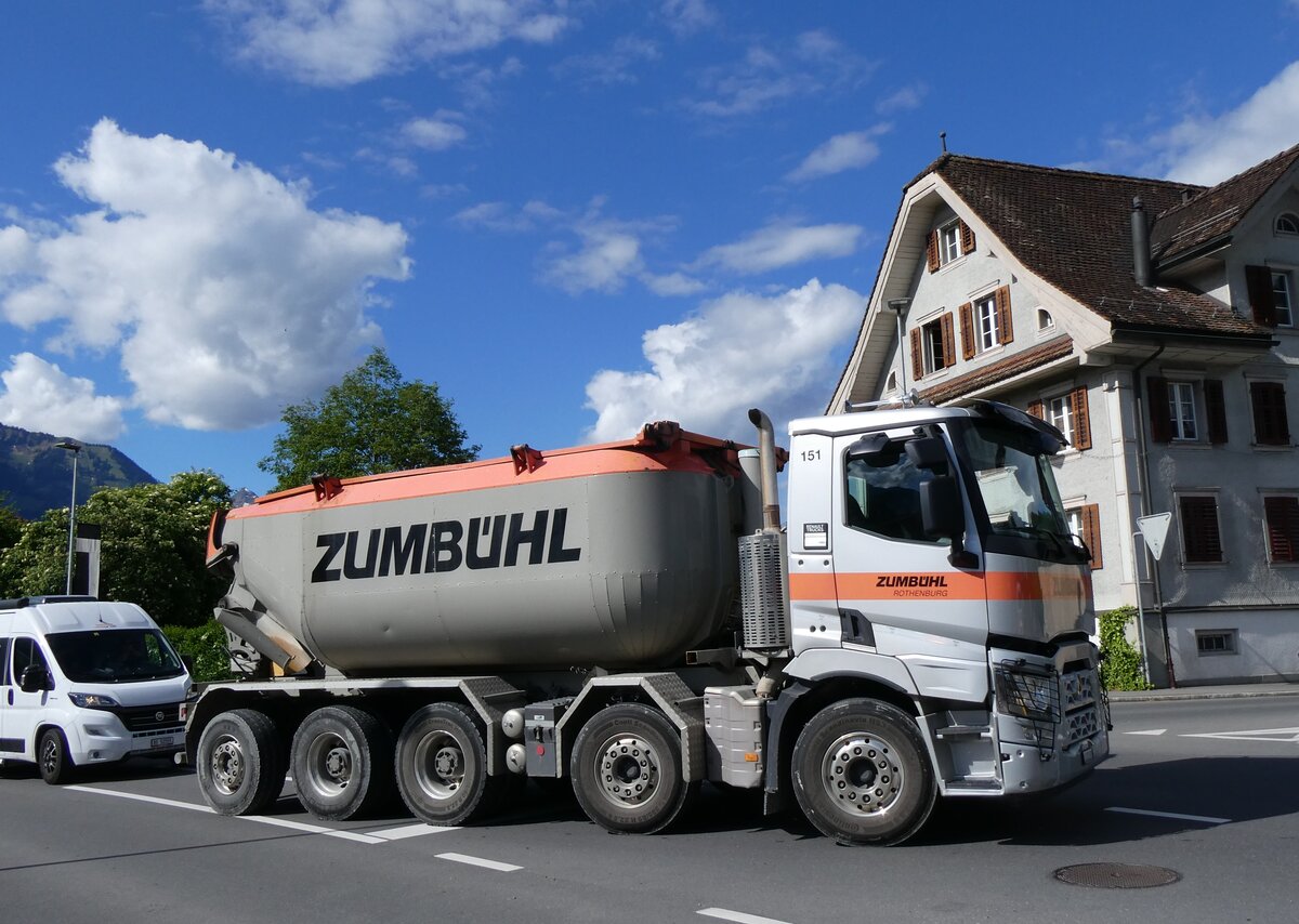 (262'571) - Zumb�hl, Rothenburg - Nr. 151/LU 283'098 - Renault am 18. Mai 2024 in Sarnen, OiO