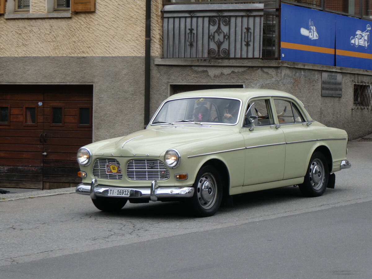 (263'551) - Volvo - TI 16'912 - am 9. Juni 2024 in Faido, Via Saresc