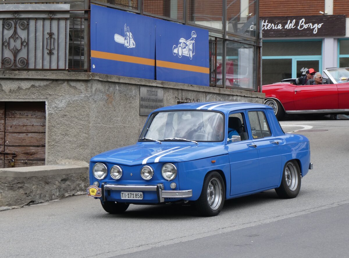 (263'553) - Renault - TI 171'858 - am 9. Juni 2024 in Faido, Via Saresc