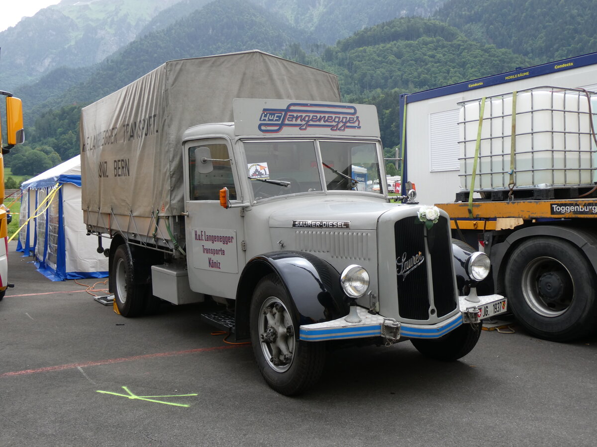 (264'118) - Langenegger, K�niz - Saurer am 29. Juni 2024 in Interlaken, Flugplatz