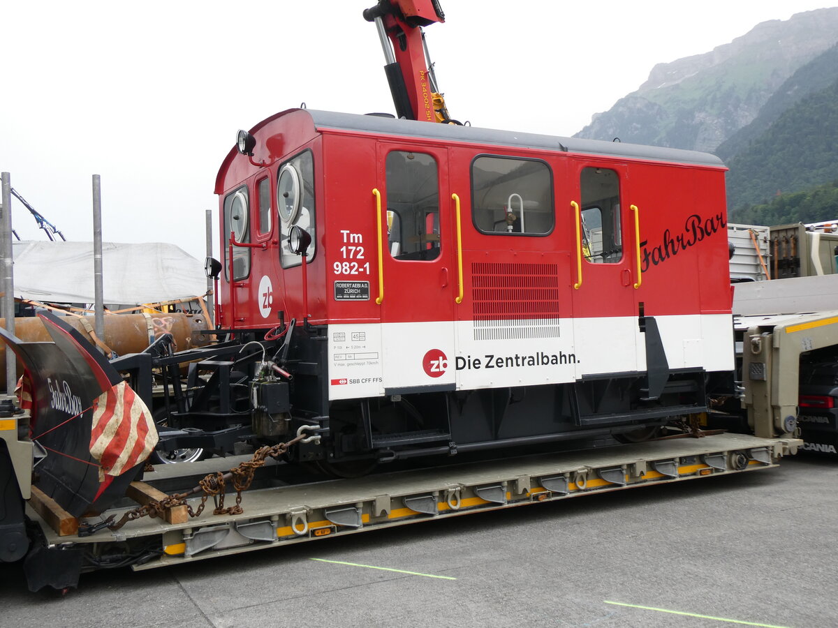 (264'170) - ZB-Schneepflug - Nr. 172'982-1 - am 29. Juni 2024 in Interlaken, Flugplatz