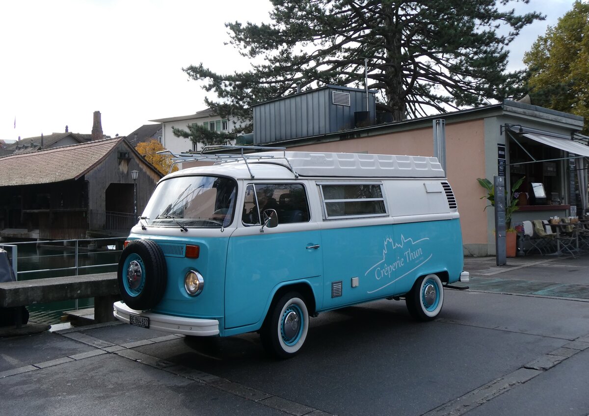 (267'936) - VW-Bus - BE 864'627 - am 11. Oktober 2024 in Thun, M�hleplatz