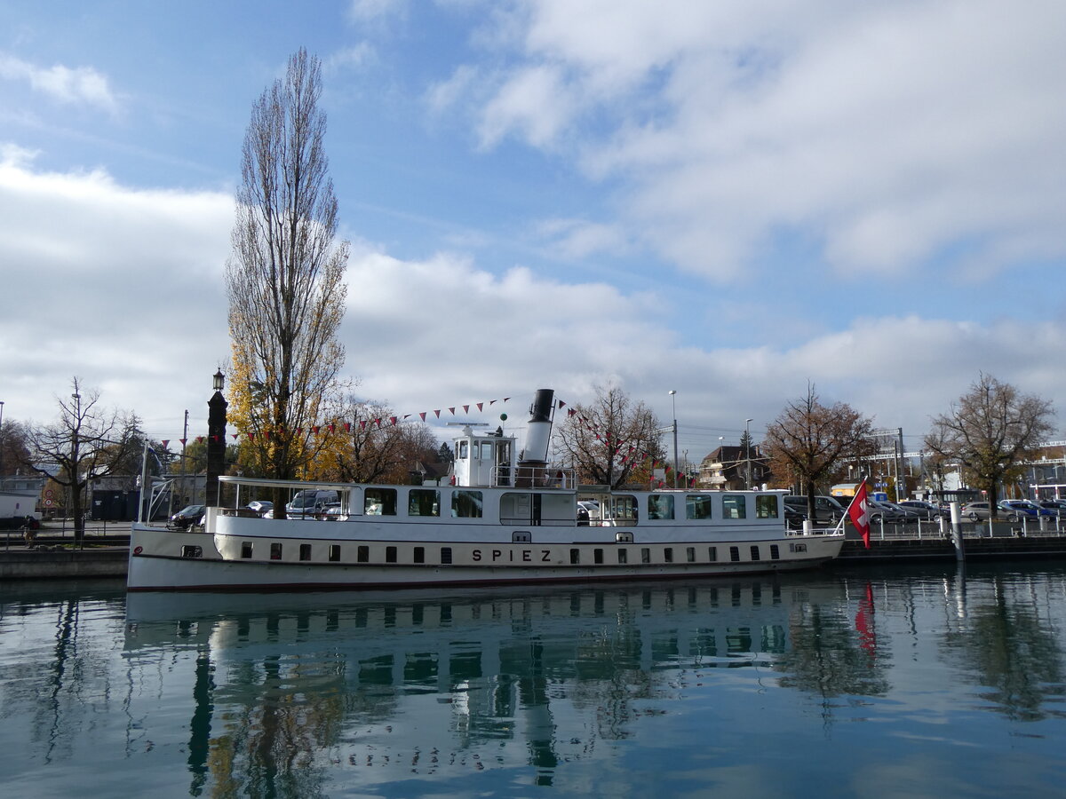 (268'938) - Dampfschiff Spiez am 3. November 2024 an der Schiffl�ndte Thun
