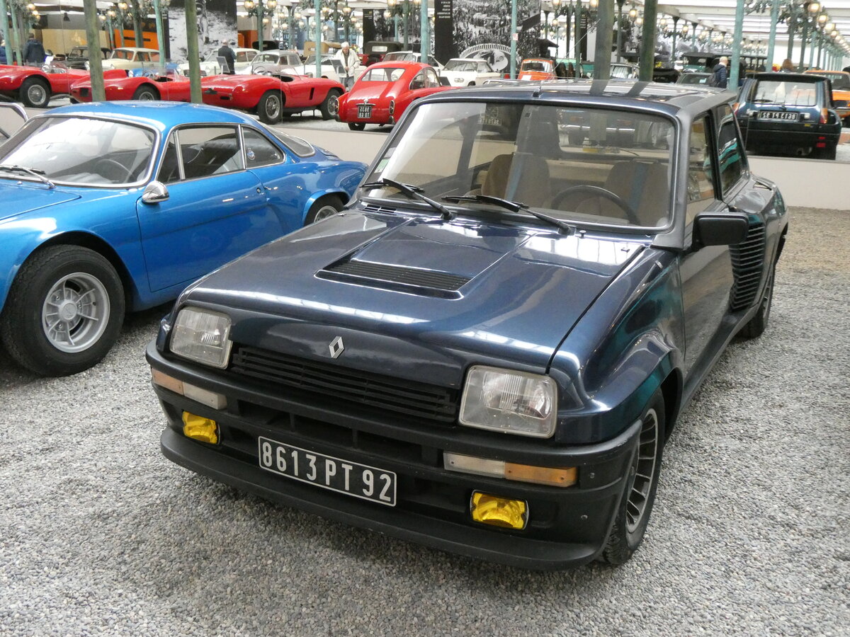 (274'795) - Renault - 8613 PT 92 - am 6. Mai 2025 in Mulhouse, Collection Schlumpf