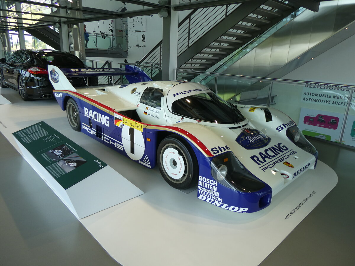 (274'927) - Porsche am 7. Mai 2025 in Wolfsburg, Autostadt