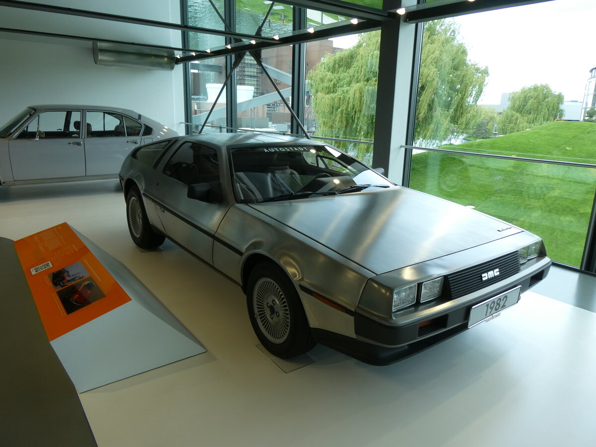 (274'947) - Delorean DMC - Jahrgang 1982 - am 7. Mai 2025 in Wolfsburg, Autostadt