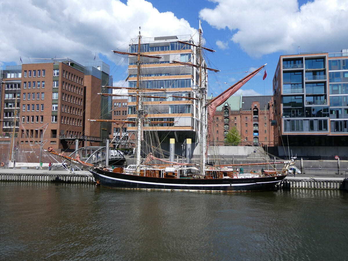 (275'059) - Segelschiff auf der Elbe am 8. Mai 2025 in Hamburg