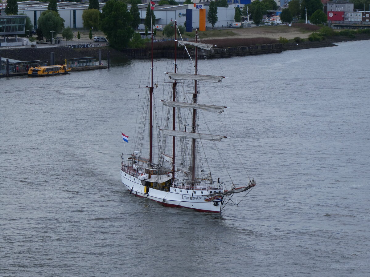 (275'065) - Segelschiff auf der Elbe am 8. Mai 2025 in Hamburg