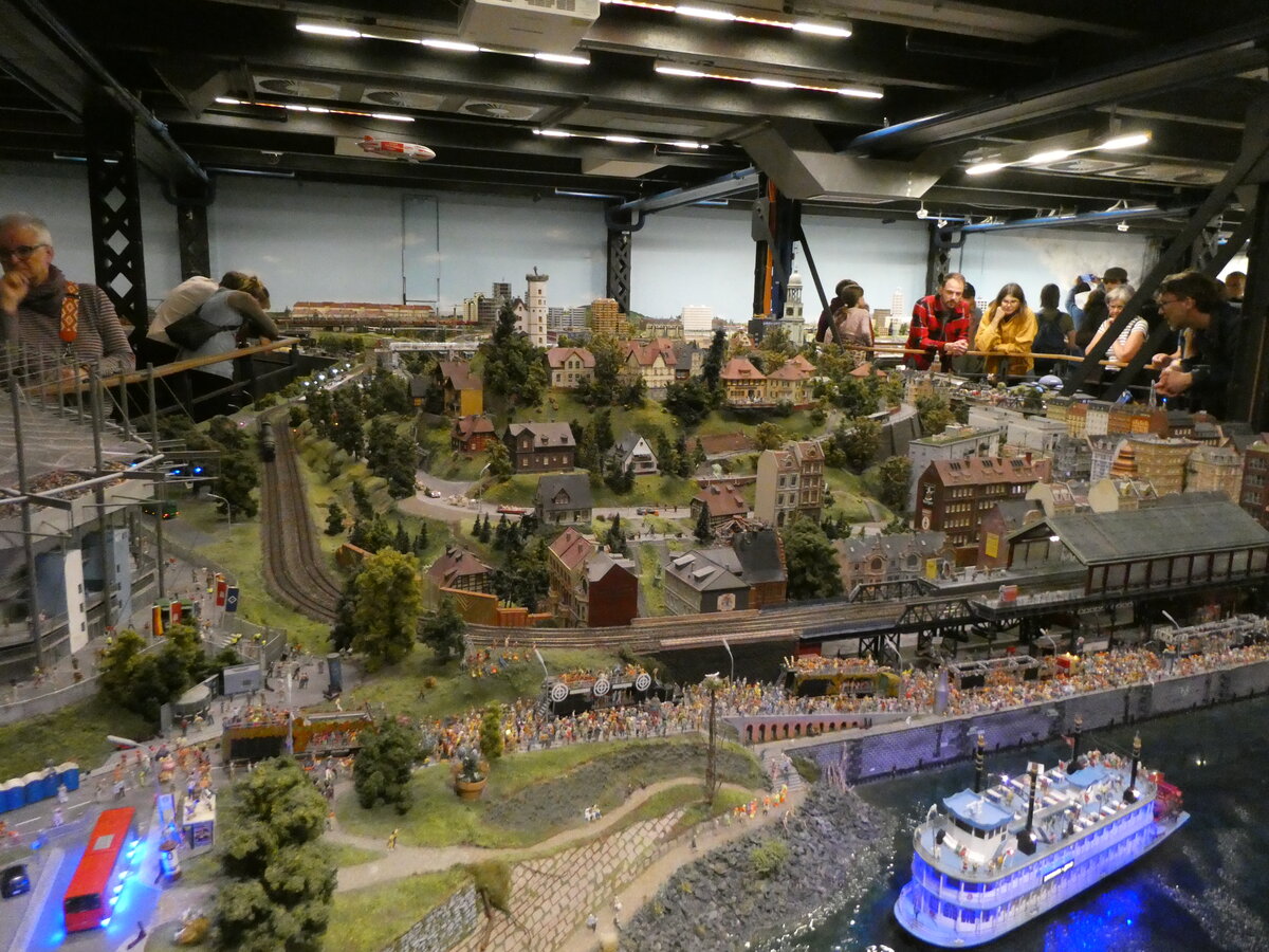 (275'102) - Im Miniatur-Wunderland am 8. Mai 2025 in Hamburg