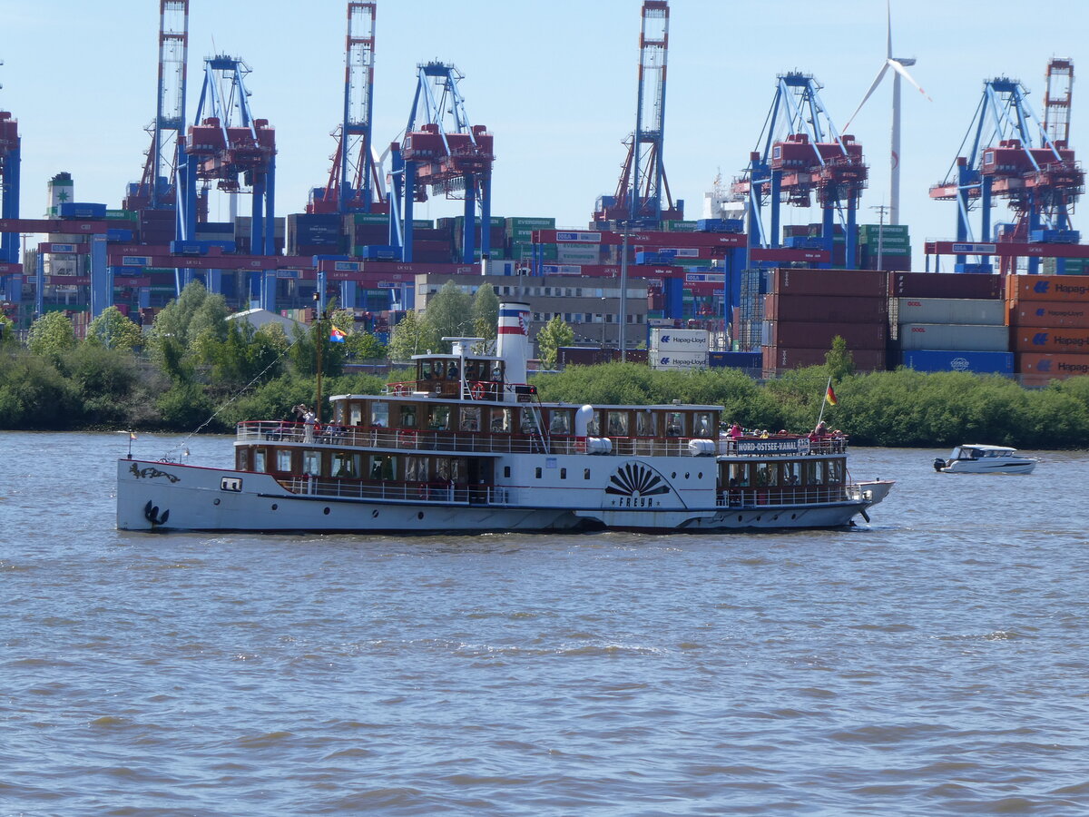 (275'313) - 836. Hafengeburtstag mit Schiffsparade am 9. Mai 2025 auf der Elbe in Hamburg