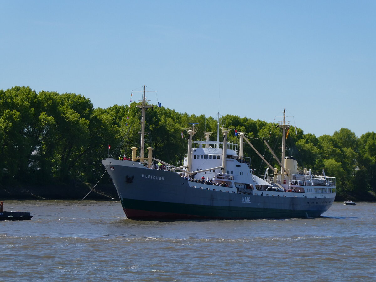 (275'323) - 836. Hafengeburtstag mit Schiffsparade am 9. Mai 2025 auf der Elbe in Hamburg