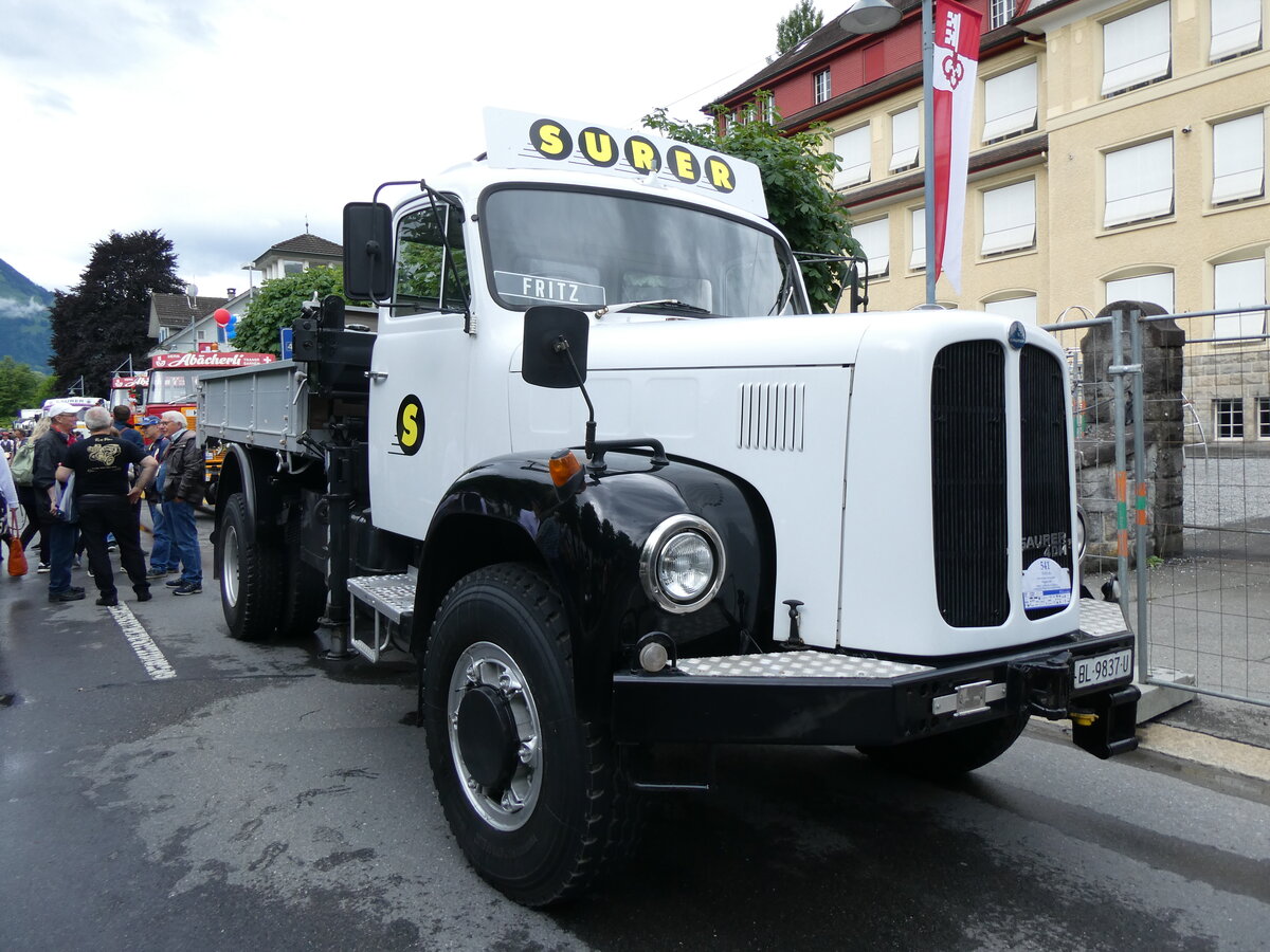 (276'406) - Surer, Arisdorf - BL 9837 U - Saurer am 7. Juni 2025 in Sarnen, OiO