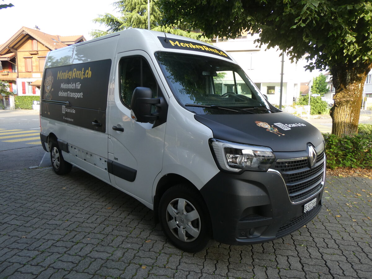 (276'554) - Renault - BE 922'666 . am 13. Juni 2025 in Thun, Heilsarmee