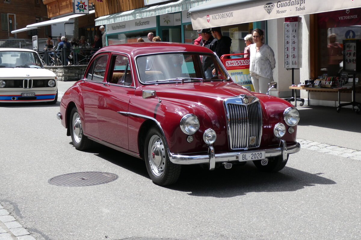 (278'168) - MG - BL 2020 - am 27. Juli 2025 in Adelboden, Dorfstrasse