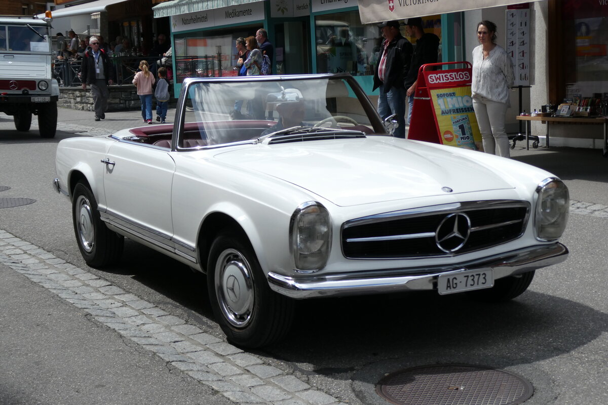 (278'176) - Mercedes - AG 7373 - am 27. Juli 2025 in Adelboden, Dorfstrasse