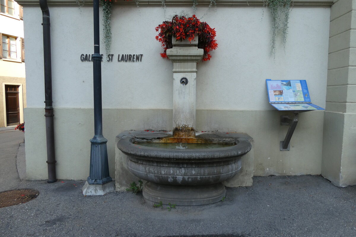 (279'936) - Brunnen am 6. September 2025 in Leukerbad, Dorfplatz