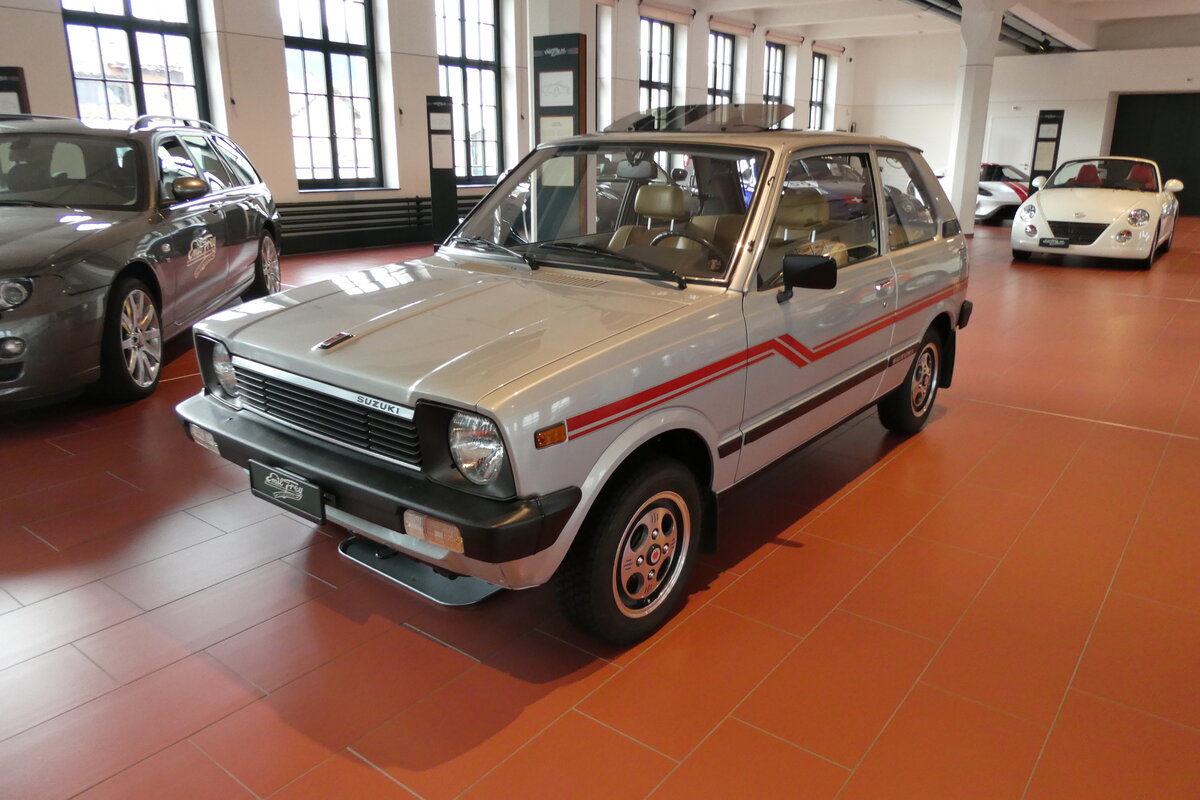 (280'907) - Suzuki am 2. Oktober 2025 in Safenwil, Emil Frey Classics