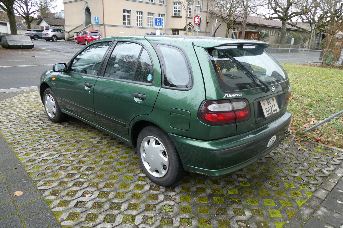 (282'687) - Nissan - BE 80'244 - am 1. Dezember 2025 in Thun-Lerchenfeld