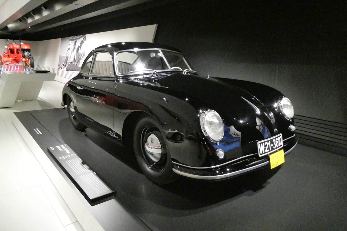 (283'039) - Porsche - W 21-3610 - am 11. Dezember 2025 in Zuffenhausen, Porsche Museum