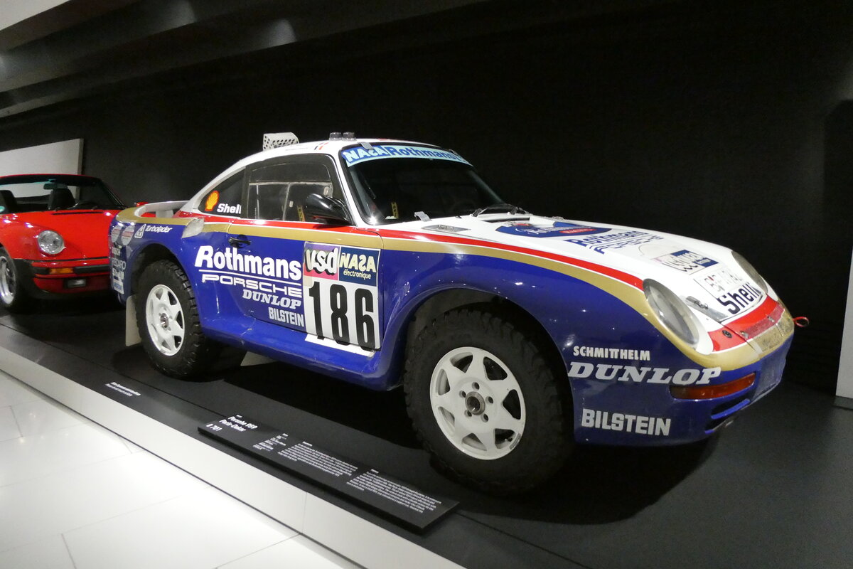 (283'046) - Porsche am 11. Dezember 2025 in Zuffenhausen, Porsche Museum