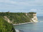 (254'549) - Der Kreidefelsen am Kap Arkona mit der Ostsee und dem Leuchtturm am 1.