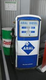 (275'533) - Alte Aral-Tankstelle am 12.