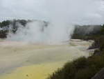 (191'061) - Der Champagne Pool im Wai-O-Tapu Thermal Wonderland am 23.