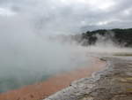 (191'069) - Der Champagne Pool im Wai-O-Tapu Thermal Wonderland am 23.