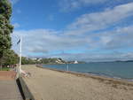 (191'909) - Am Strand von Auckland am 30. April 2018