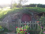 (190'893) - Hobbiton-Haus am 22.
