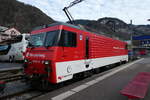 (283'298) - zb-Lokomotive - Nr. 101'967-8 - am 19. Dezember 2025 im Bahnhof Meiringen
