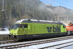(283'511) - BLS-Lokomotive - Nr. 5 - am 25. Dezember 2025 im Bahnhof Kandersteg