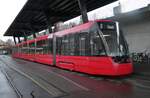 (282'872) - Bernmobil-Tram - Nr. 901 - am 6. Dezember 2025 beim Bahnhof Bern Br�nnen Westside