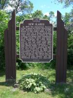 (152'144) - Gedenktafel am 8. Juli 2014 in New Glarus