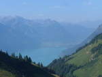 (209'128) - Blick auf den Brienzersee am 31.
