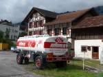 (164'416) - Oeltrans, Interlaken - BE 499'447 - Schwarzm�ller Anh�nger am 6.