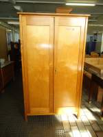 (129'689) - Kellerschrank 2-t�rig im BrockiShop am 14.